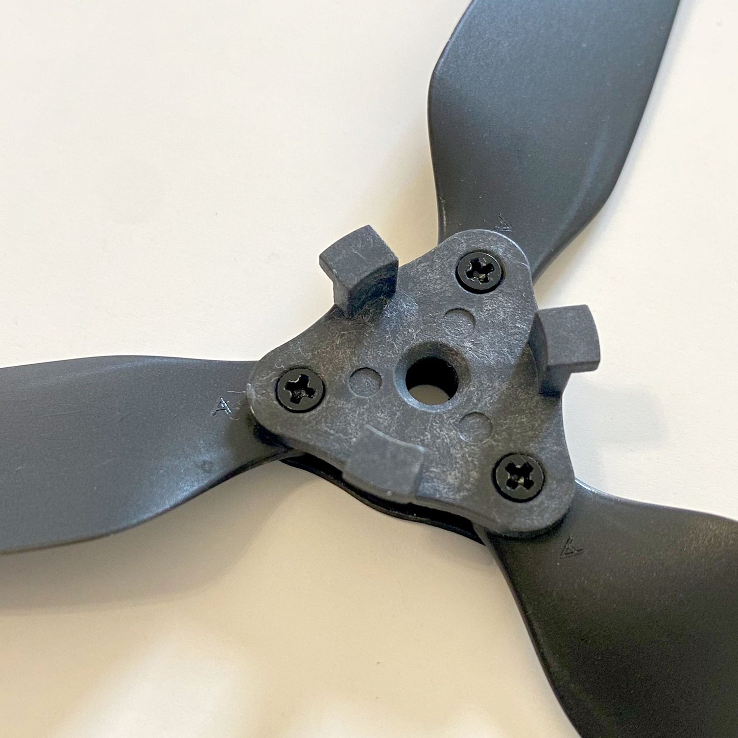DJI FPV Folding Propellers 5328 Low Noise Quick-Release Props for DJI FPV Drone (Black)
